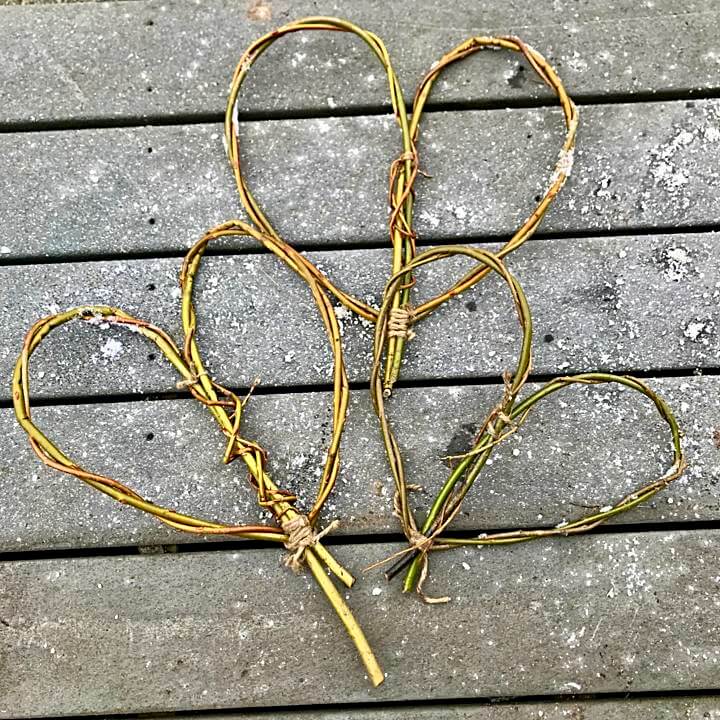 Simple willow heart wreaths