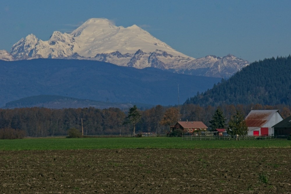Conway farm below Mount Baker Conway farm below Mount Baker